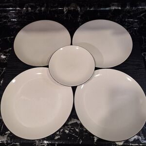 Corelle Hearthstone Plates, Spice Alley Royal White Dinner Plates +1 7" Bonus